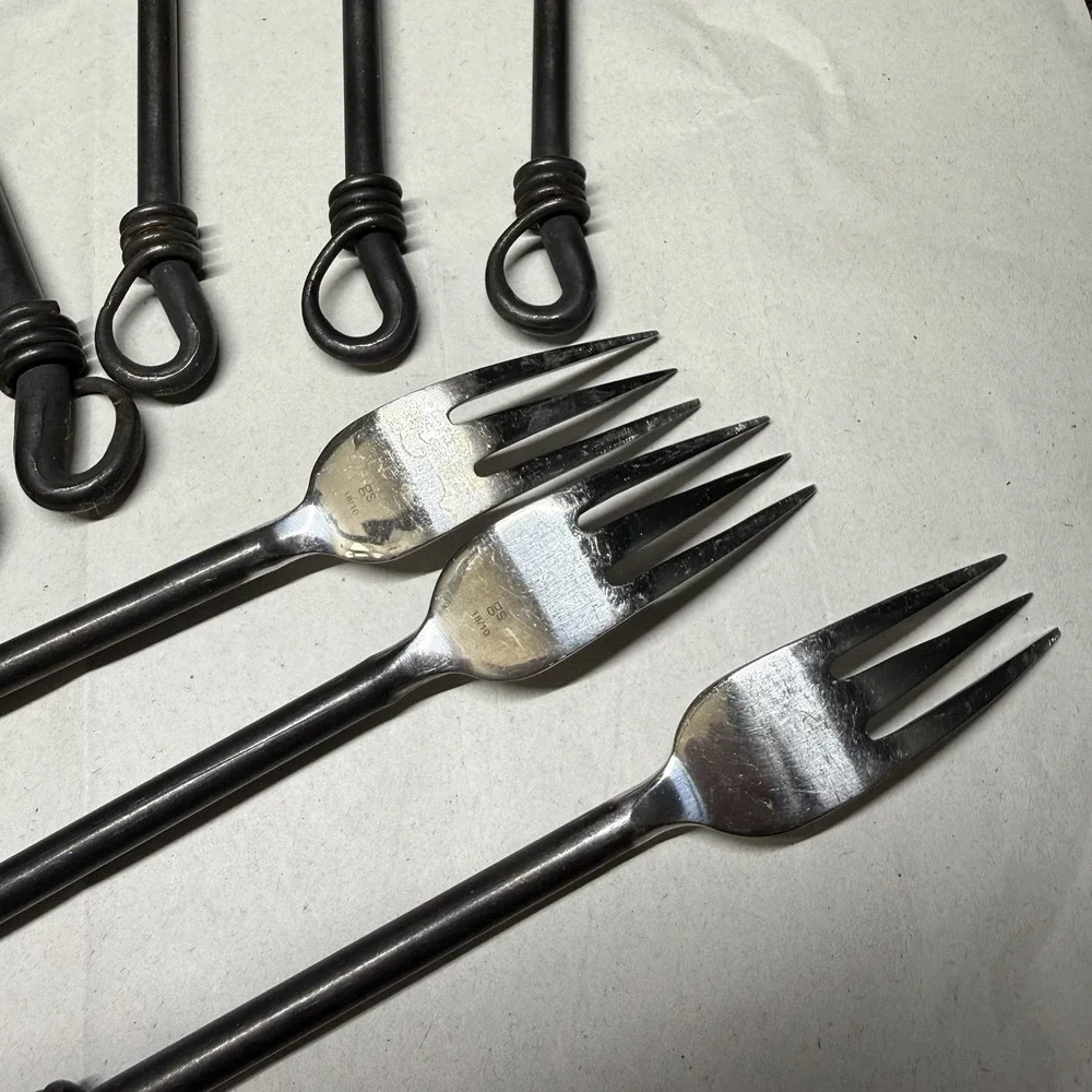 Gourmet Settings Twist N Shout Flatware 9 Piece Set GS 18/10 Stainless Black